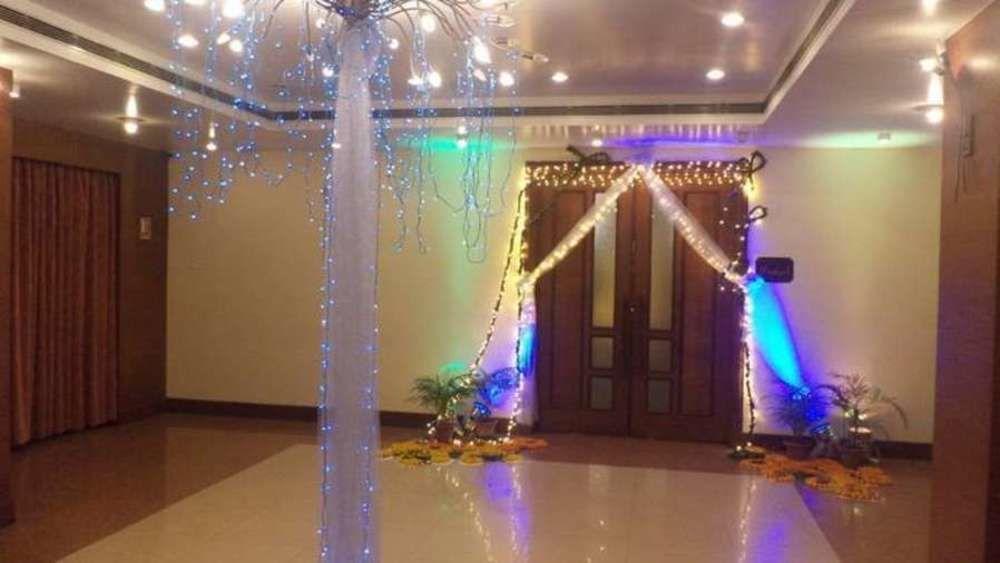 Vishwaratna Hotel Guwahati Buitenkant foto
