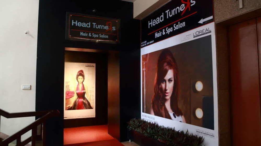 Vishwaratna Hotel Guwahati Buitenkant foto